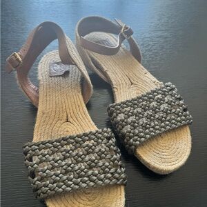 Tory Burch Raffia sandals